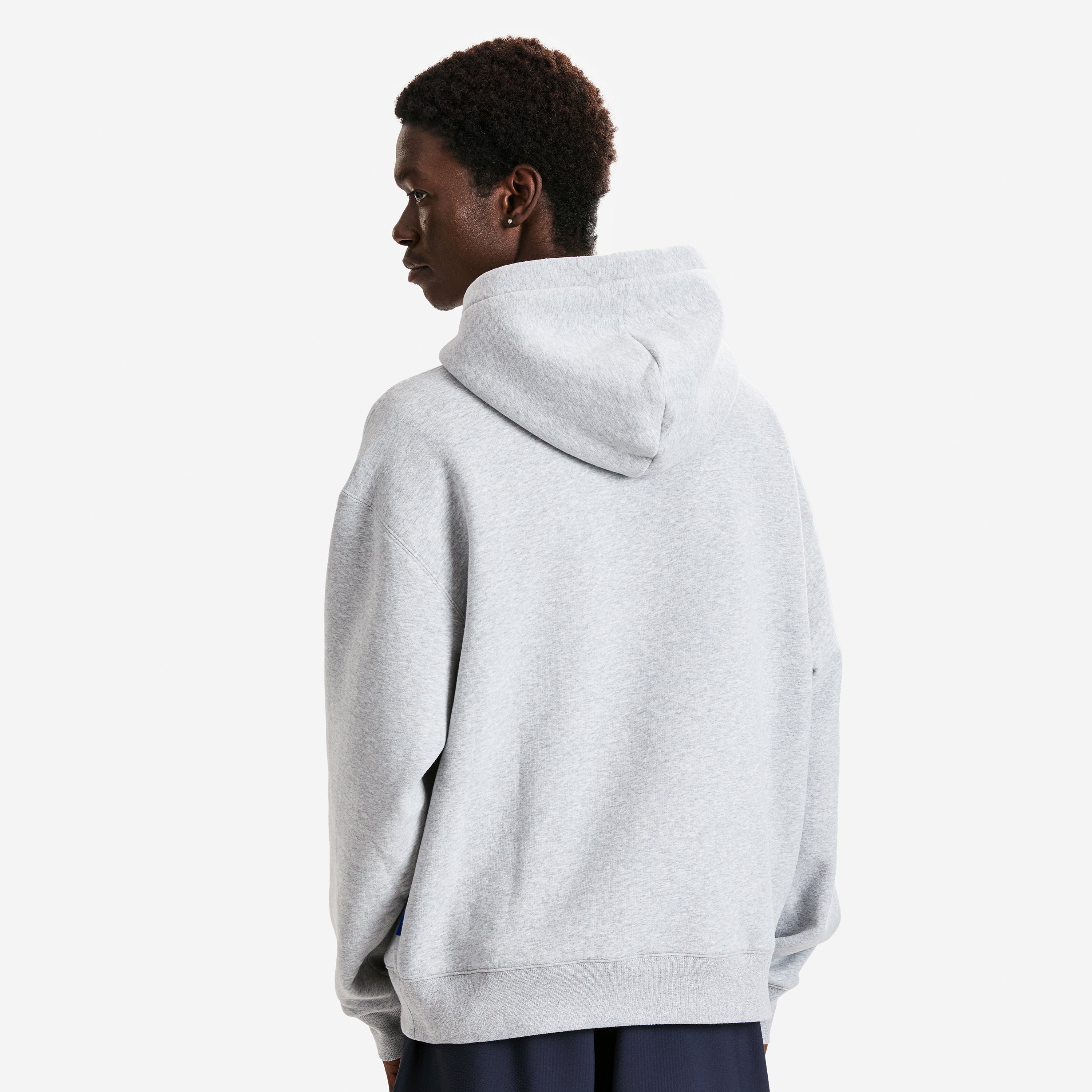 SWEAT À CAPUCHE - GRIS