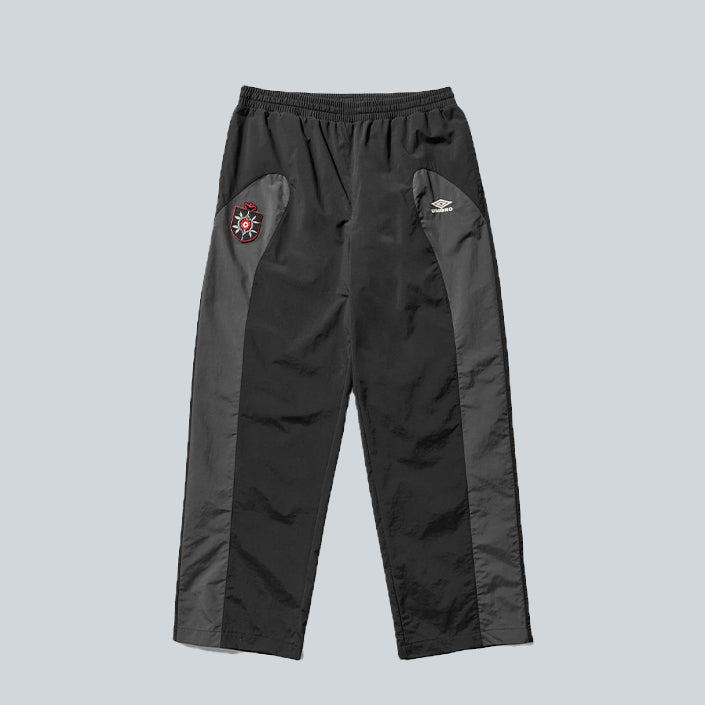 UMBRO ROSE CREST TRACK PANTS - BLACK DARK GRAY image 0