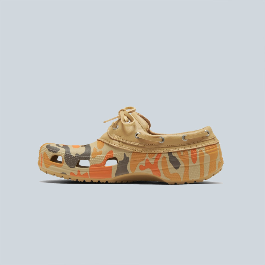 CLASSIC DUCK CAMO BOAT SHOE - TAN SHOCKING ORANGE