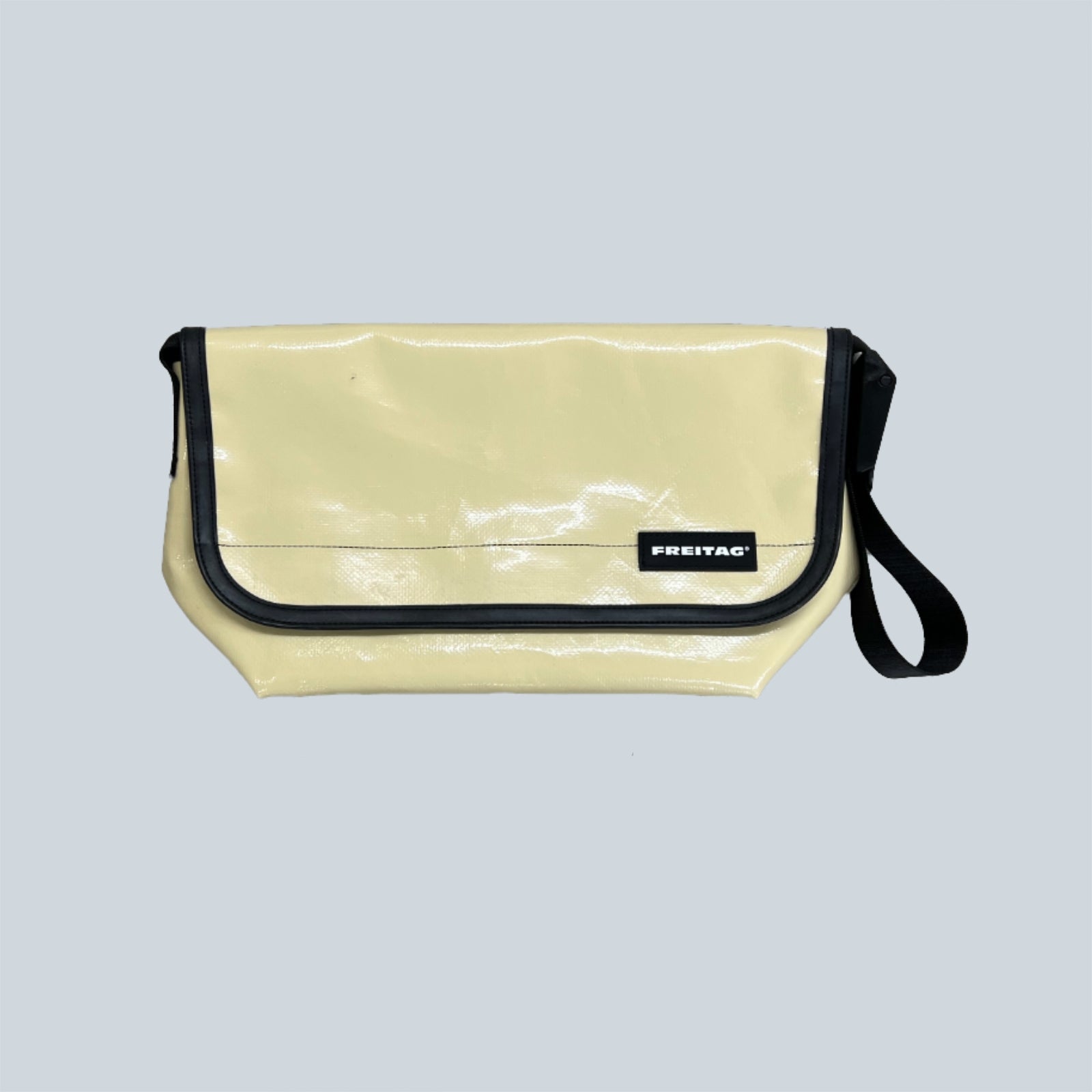 F42 SURFSIDE 6 - PALE YELLOW