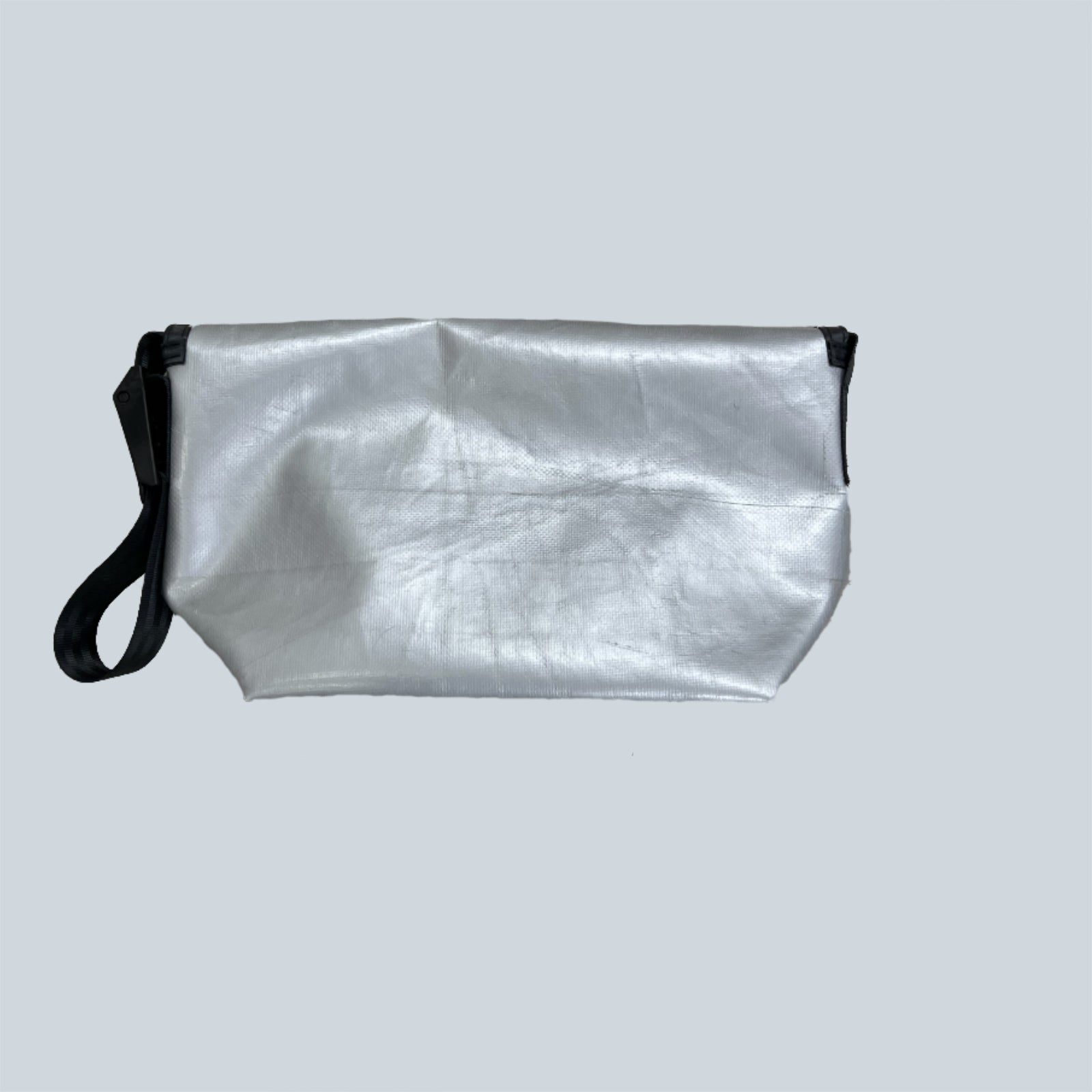 F42 SURFSIDE 6 - SILVER