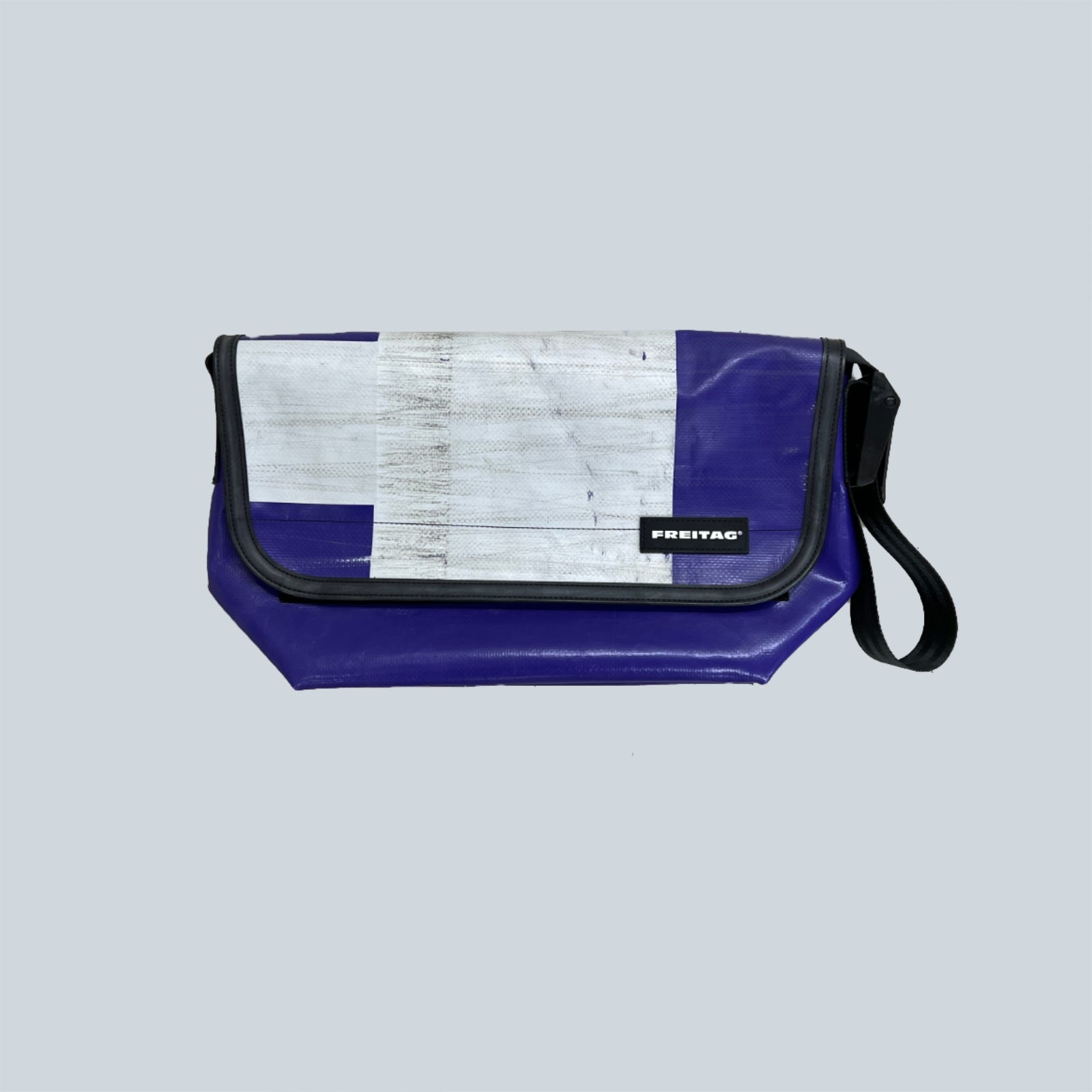 F42 SURFSIDE 6 - WHITE BLUE