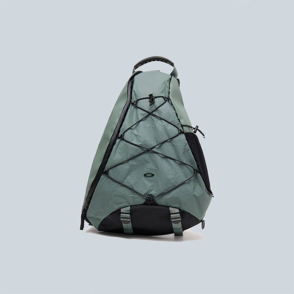 LATITUDE SLING PACK - AVIATOR GREEN