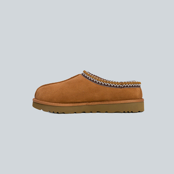 UGG TASMAN - CHESNUT image 1