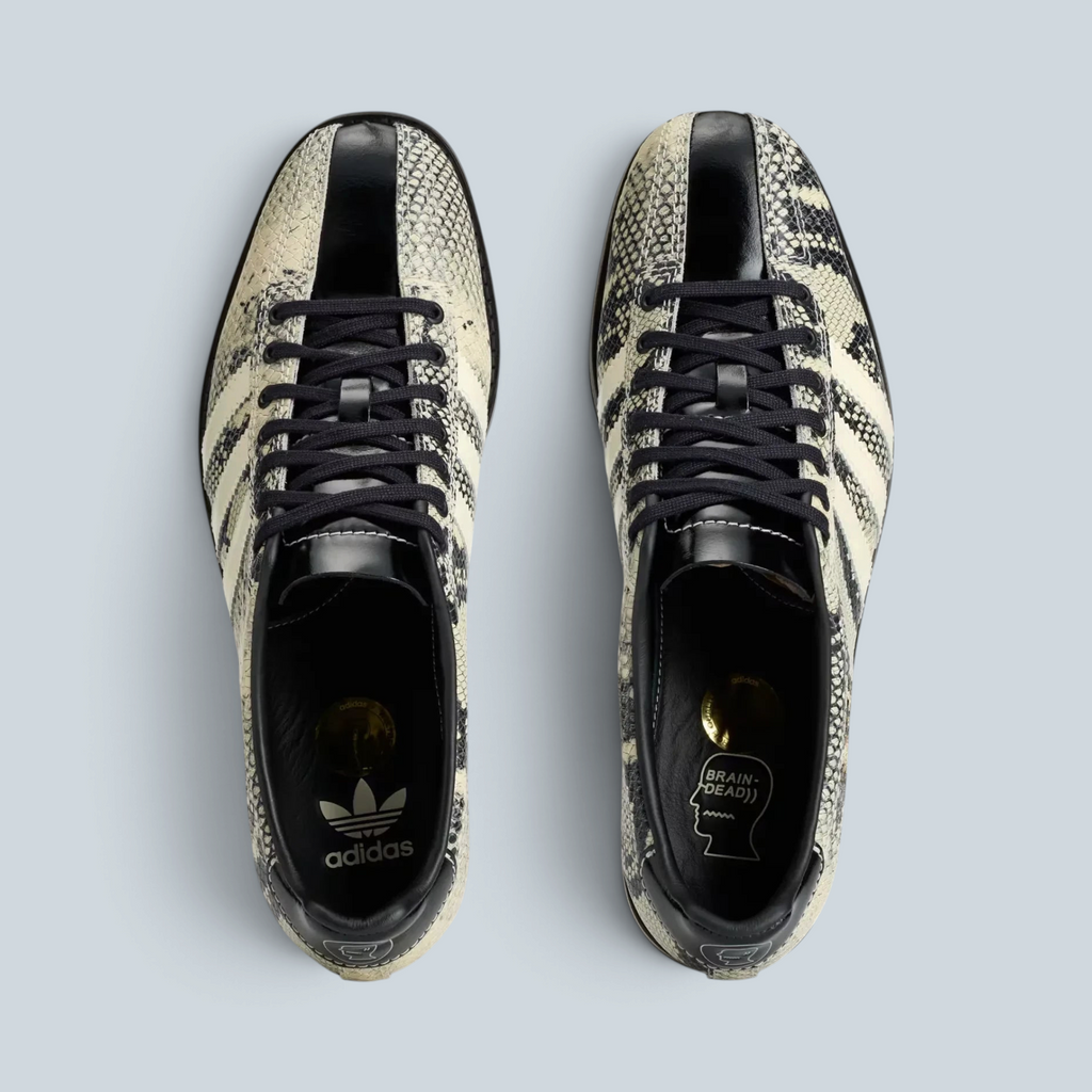 Baskets Saison adidas x Brain Dead Bowling en cuir effet serpent crème et noir avec lacets et semelle en caoutchouc