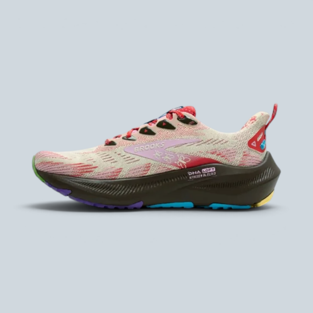 Chaussure de trail running Saison Alex Zono x Brooks en mesh technique rouge coquelicot et marron terre
