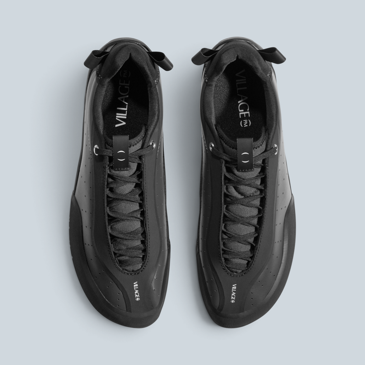 Baskets basses Saison 2PM en cuir synthétique anthracite avec lacets noirs et détails de marque sur la languette