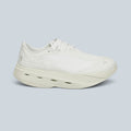 Chaussures de running Saison On Cloudboom Volt PAF blanches avec empeigne en mesh et semelle épaisse Helion