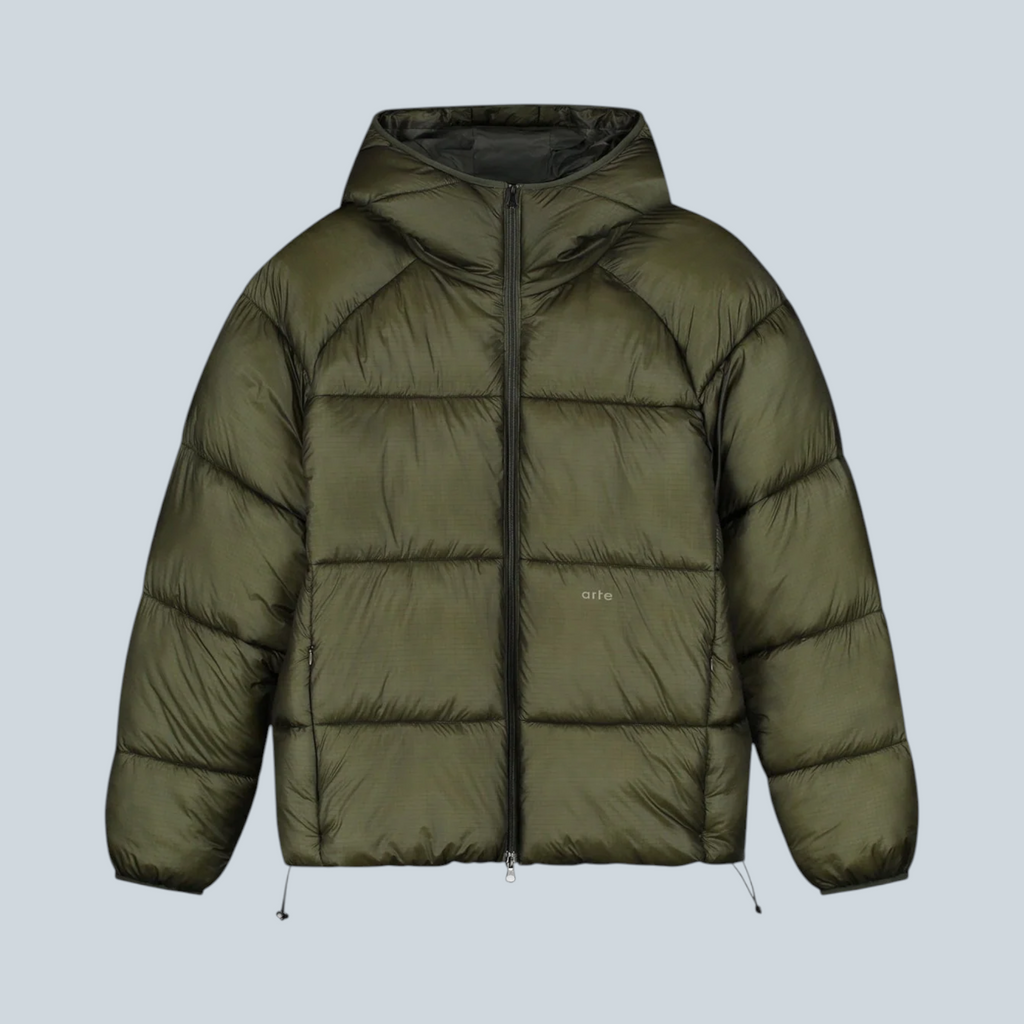 Doudoune à capuche Saison en nylon ripstop vert avec construction matelassée et fermeture zippée