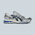 Baskets de running Saison GEL-KAYANO 12.1 blanches et noires avec tige en mesh et détails argentés