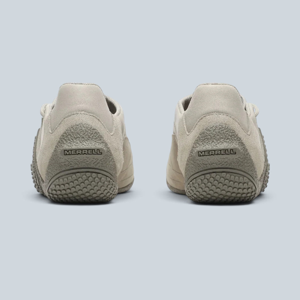 Vue arrière des baskets Saison Merrell Relay Web SE couleur diorite avec semelle en caoutchouc enveloppant le talon
