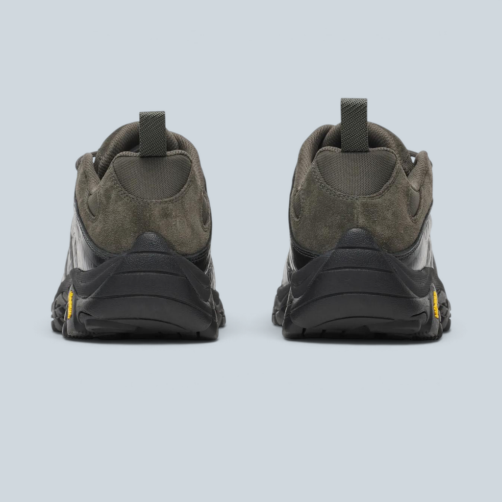 Vue arrière des chaussures de randonnée Saison MOAB 2 RPT SE en coloris Beluga avec semelle Vibram robuste