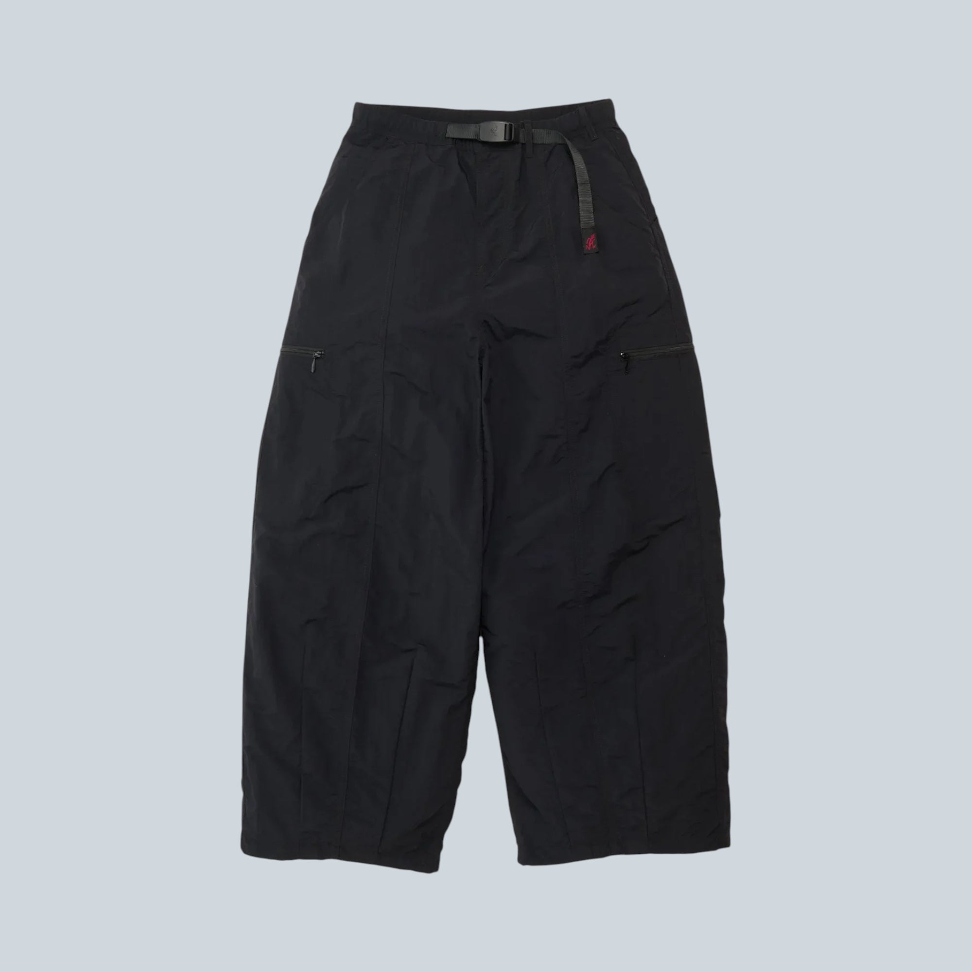 Pantalon balloon Saison noir en nylon recyclé avec ceinture intégrée et poches zippées