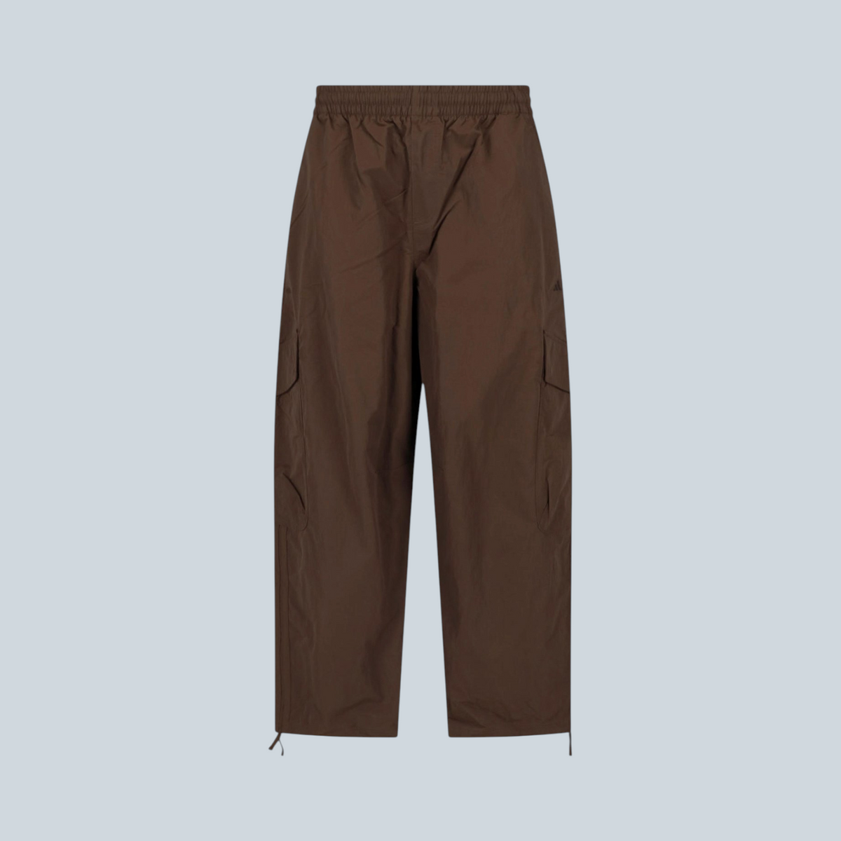 Pantalon cargo Saison adidas x Arte Antwerp couleur marron dust cargo avec taille élastiquée et poches latérales