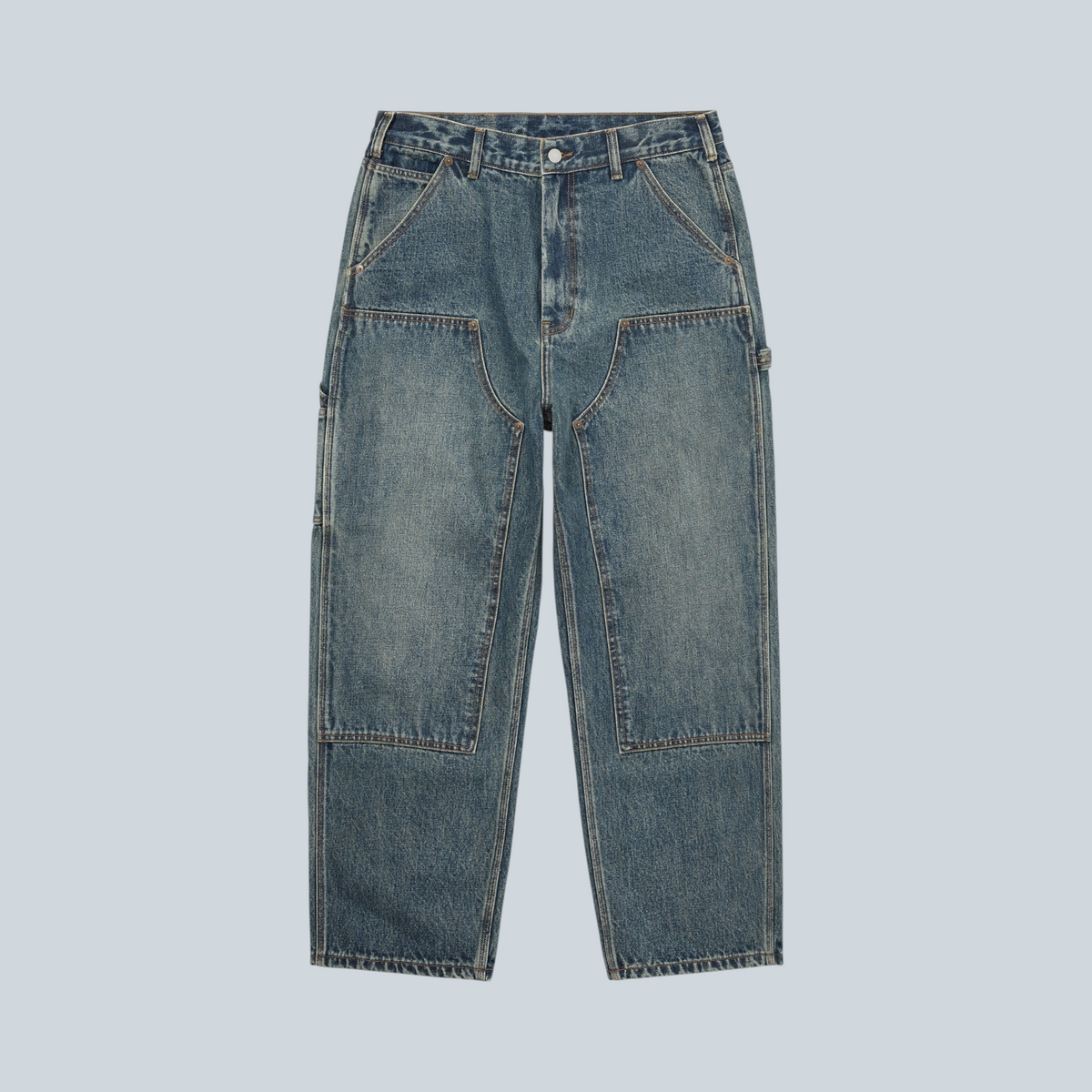 Pantalon Saison en denim de coton bleu délavé avec renforts double épaisseur aux genoux et coupe droite