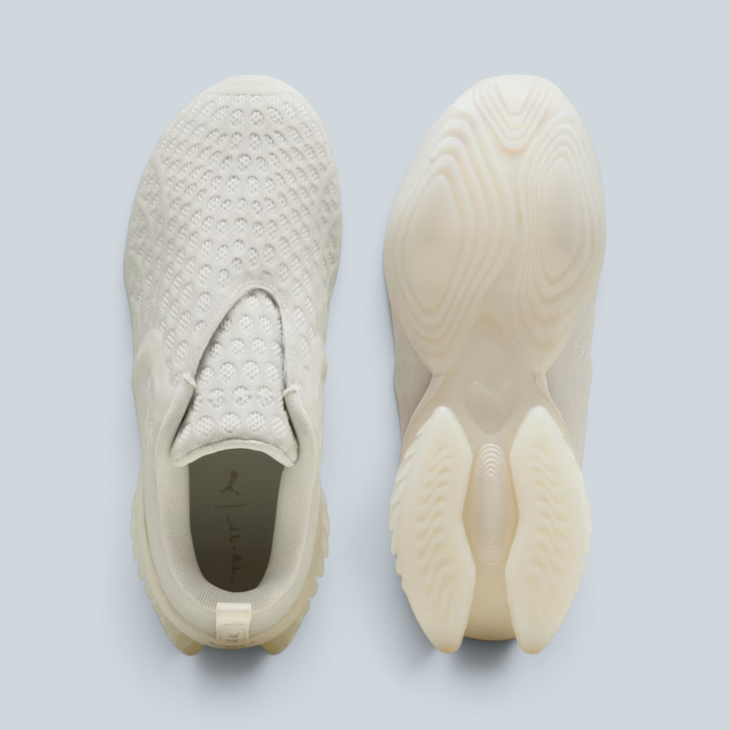Baskets Saison PUMA CELL GEO 1 CAGE en coloris blanc cassé avec structure alvéolée et semelle amortissante