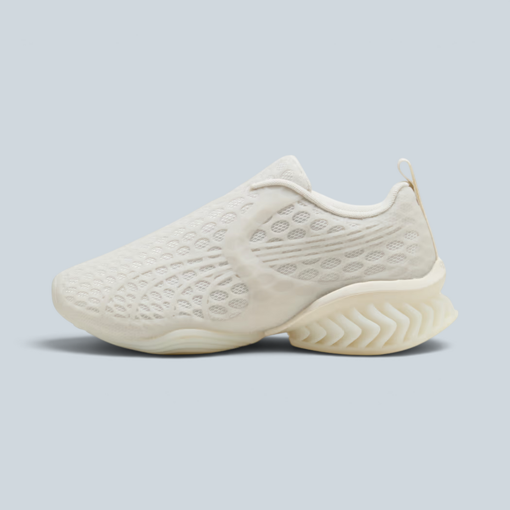 Baskets Saison PUMA CELL GEO 1 CAGE en coloris blanc cassé avec structure en cage et amorti hexagonal
