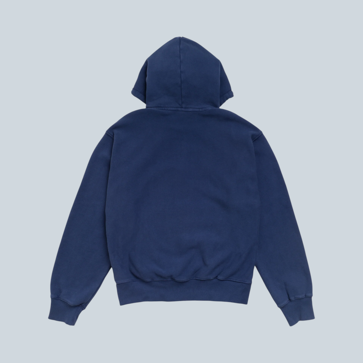 Vue arrière du sweat à capuche Saison Stüssy Block Sport teint en pièce bleu nuit avec une coupe décontractée