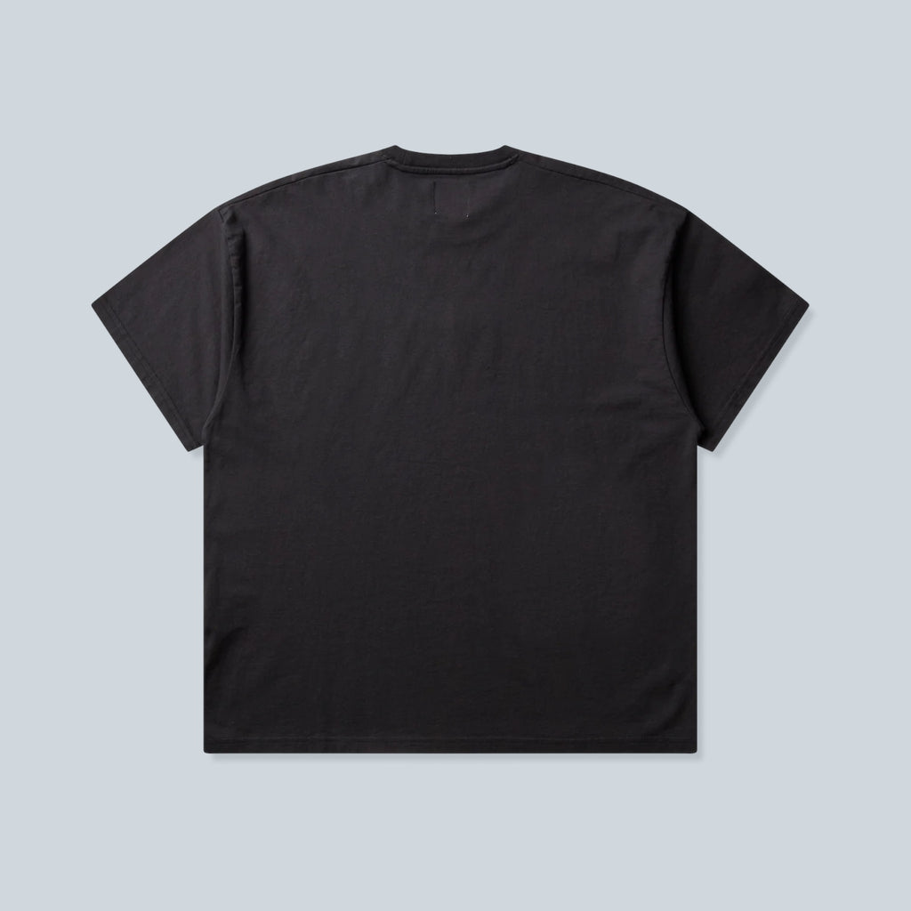T-shirt Saison en jersey de coton noir délavé, vue arrière, coupe décontractée à manches courtes