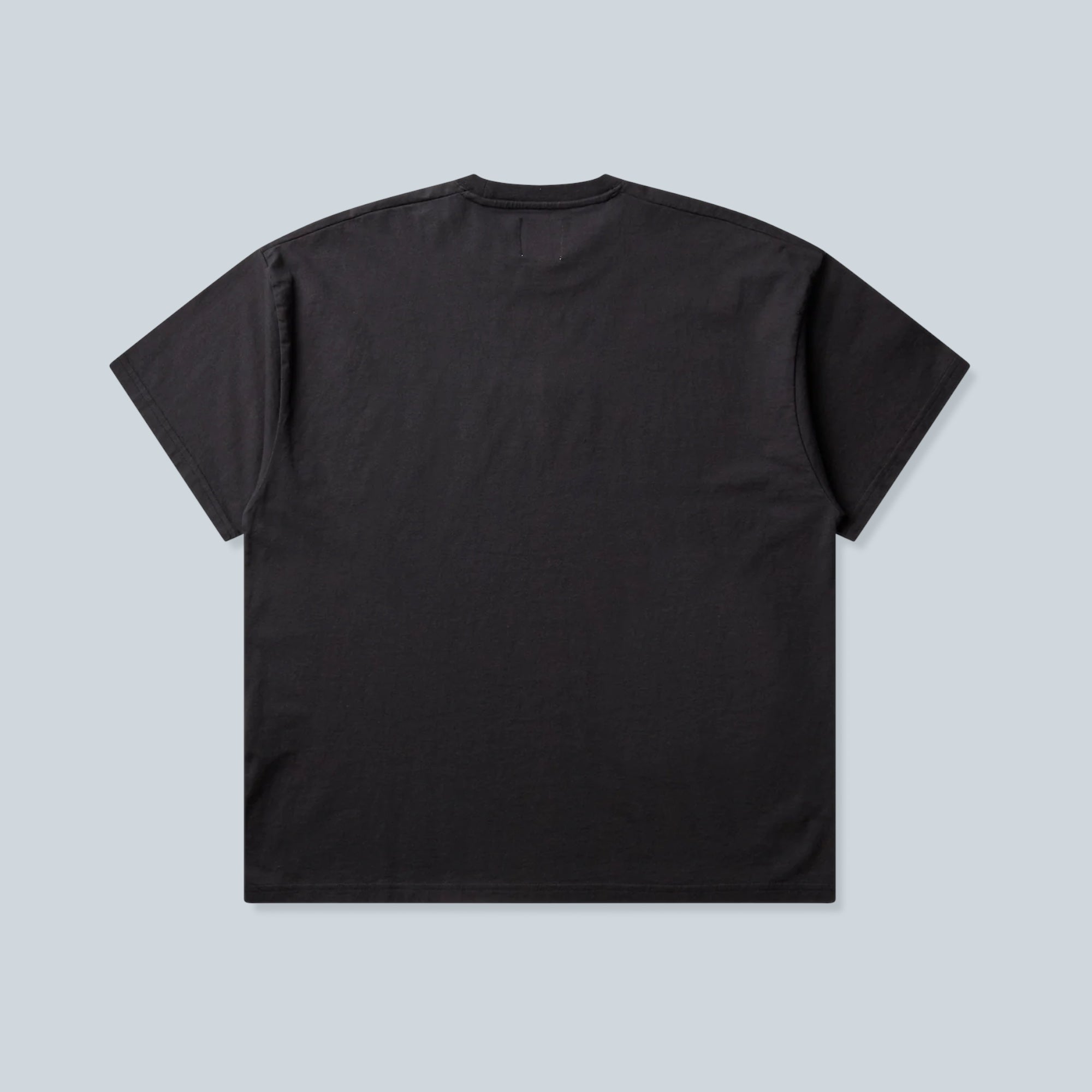 T-shirt Saison en jersey de coton noir délavé, vue arrière, coupe décontractée à manches courtes