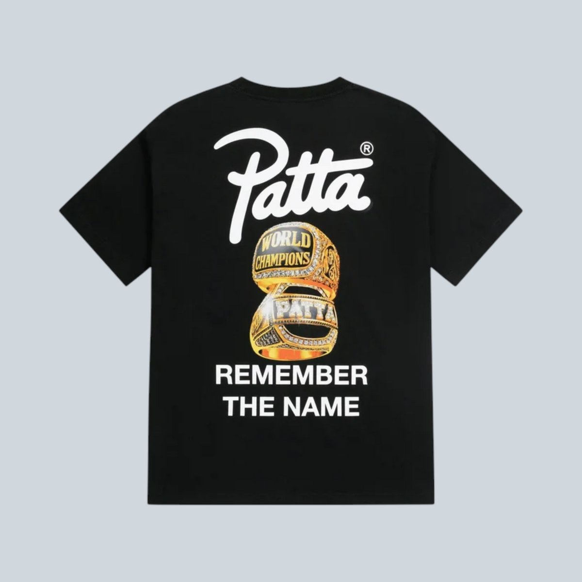 T-shirt noir Saison avec logo Patta et graphisme de bagues de champion au dos, col rond et manches courtes
