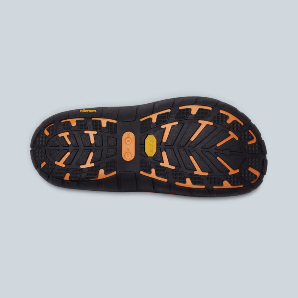 Semelle extérieure Vibram noire et orange avec crampons en chevrons pour chaussures Saison Tembo II RO